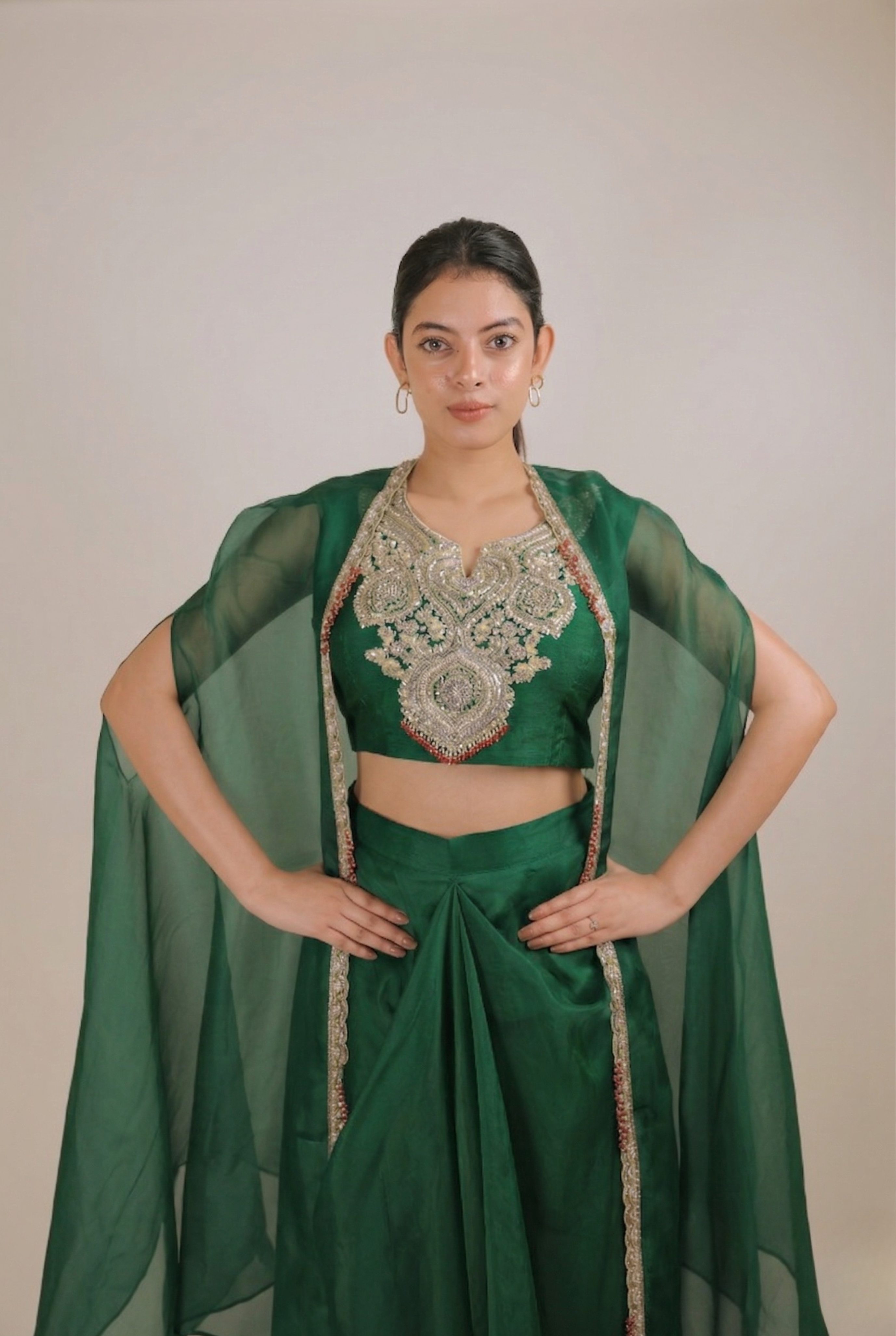 The Ivy Green Cape Set
