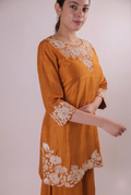 The Golden Ray Raw Silk Set