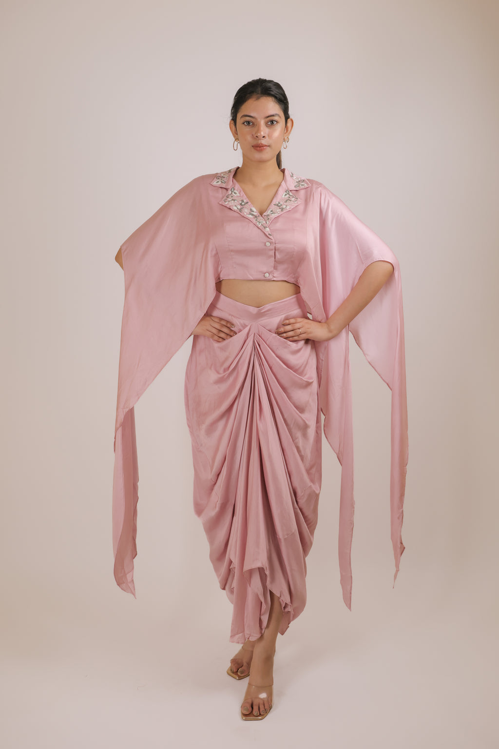 Pink collar with pleated skirt