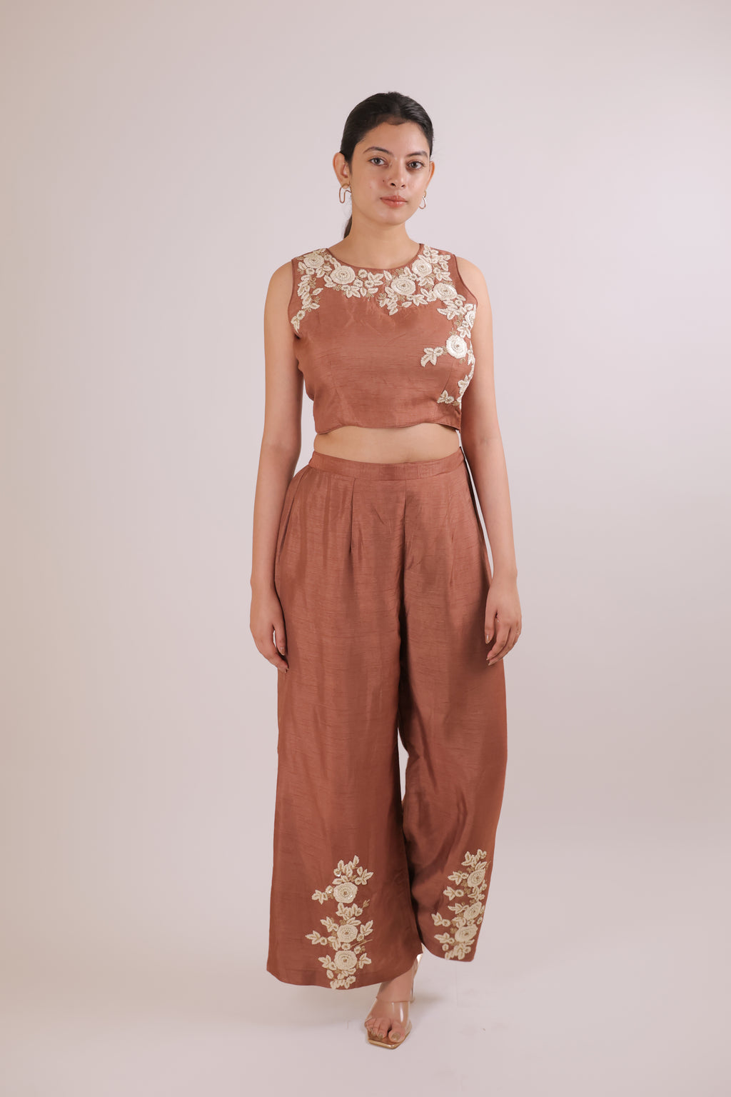 Sleeveless Crop-Top with Pallazo