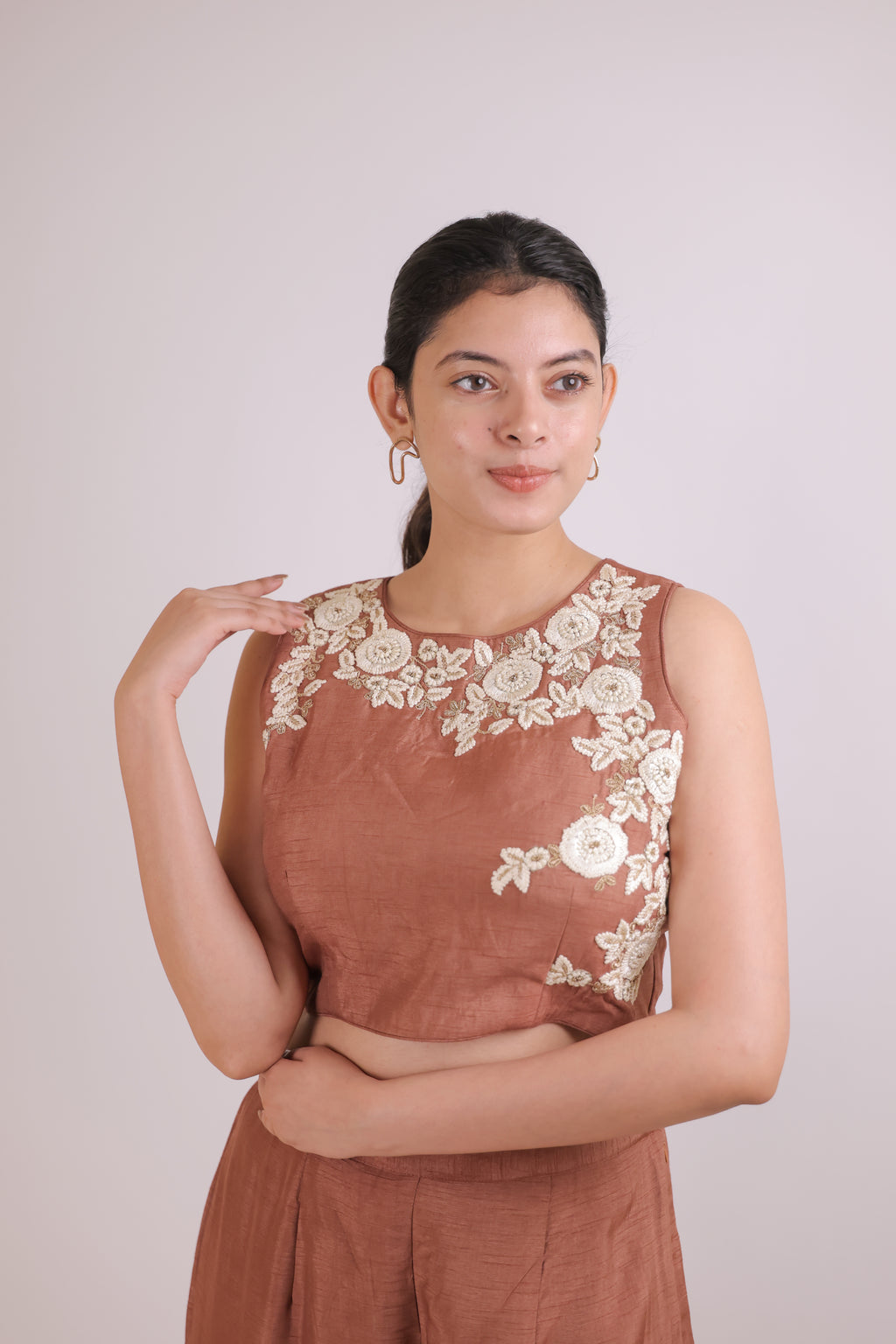 Sleeveless Crop-Top with Pallazo